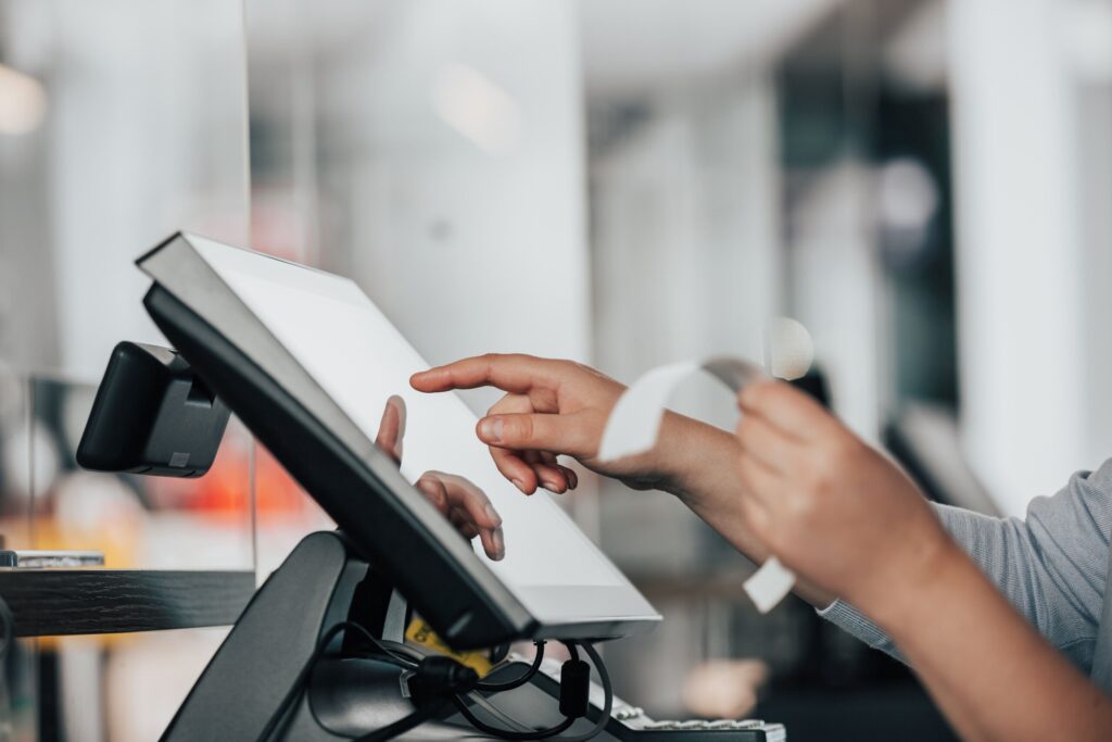How to Choose the Right POS System for Your Dine-In Restaurant